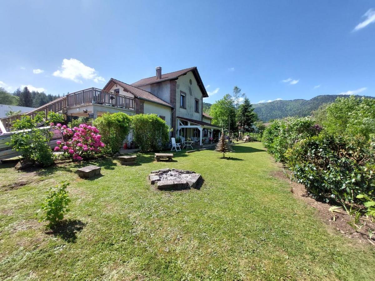 Au Bonheur Fait Maison Bed & Breakfast Saint-Maurice-sur-Moselle Exterior photo